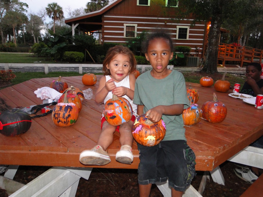 Fort Pierce community gets in the spirit of Thanksgiving • The Seminole