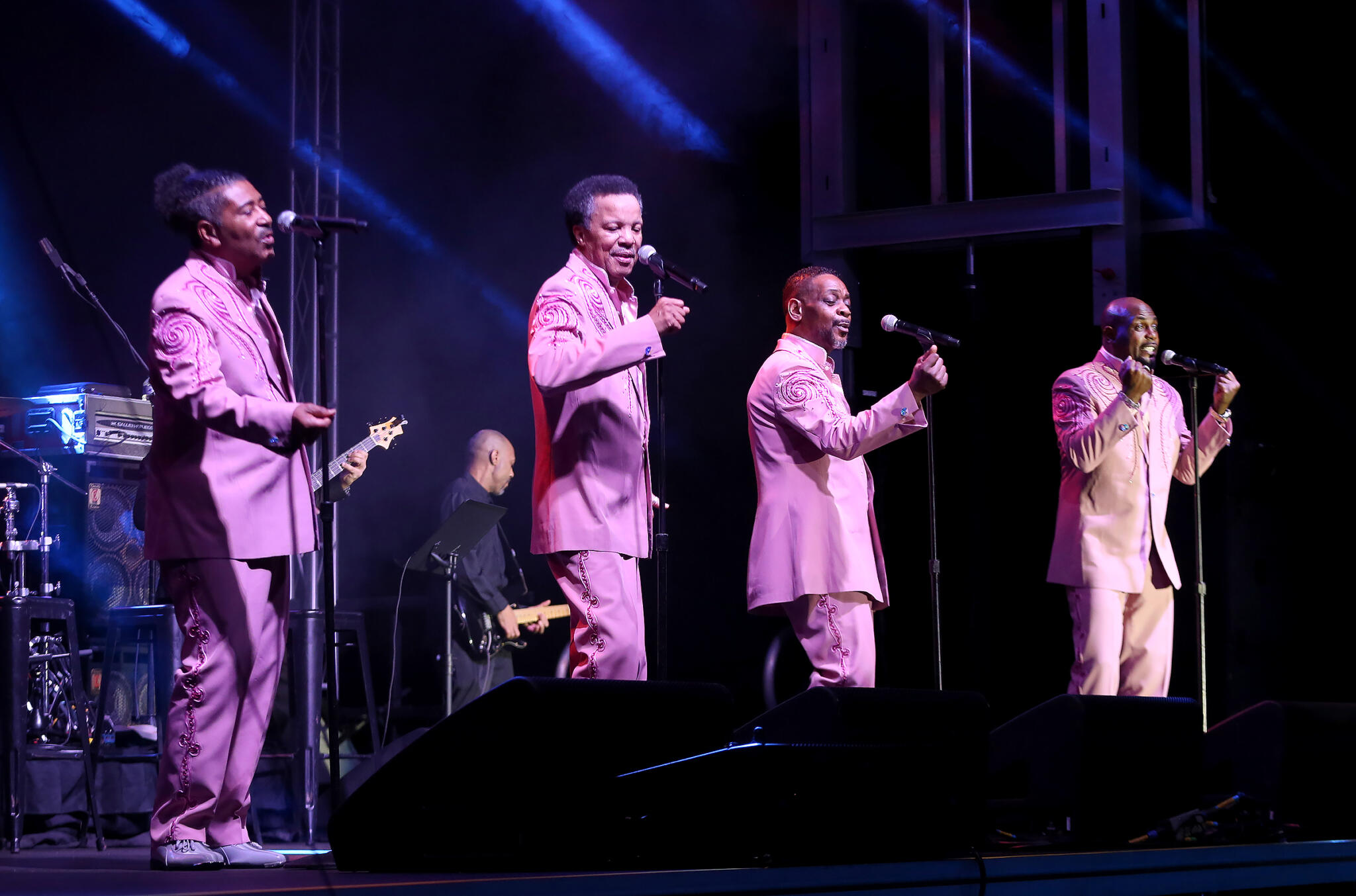 Spinners bring lively performance to Seminole Casino Brighton • The