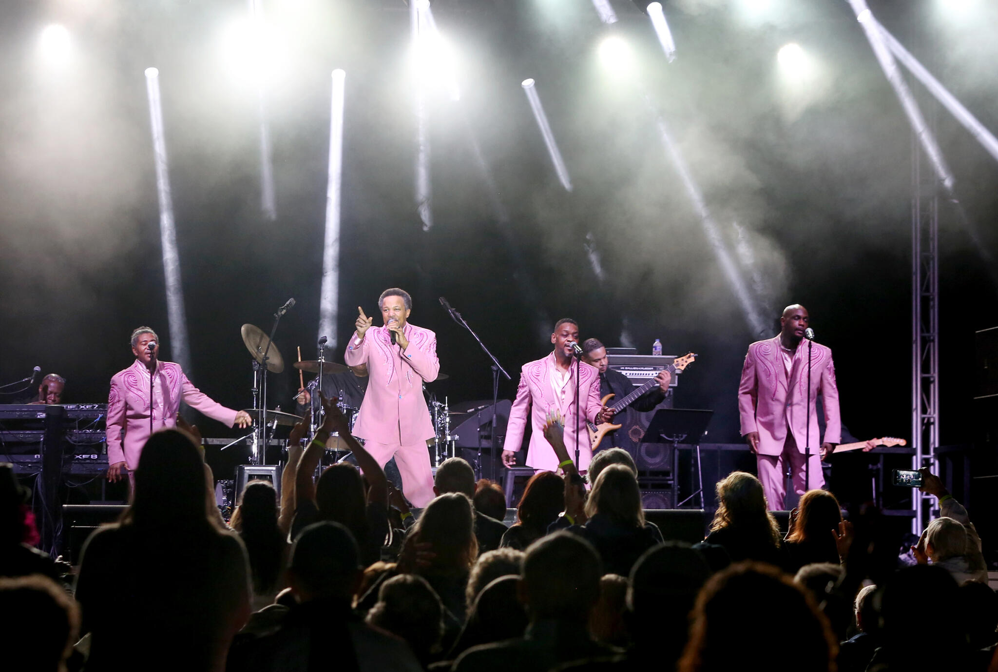 Spinners bring lively performance to Seminole Casino Brighton • The