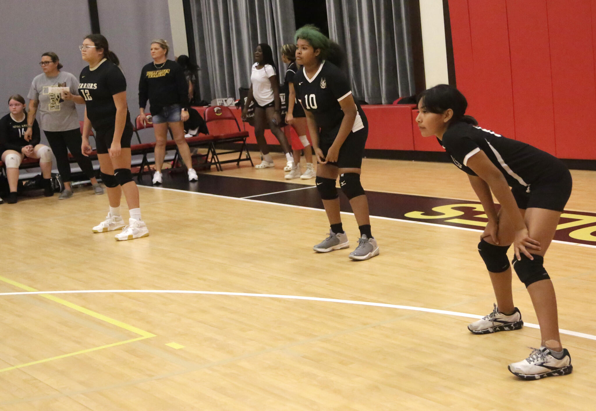 Strong middle school numbers bode well for Moore Haven volleyball • The