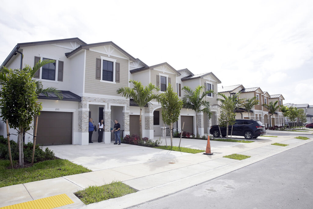 New townhomes available for sale in Seminole Park • The Seminole Tribune