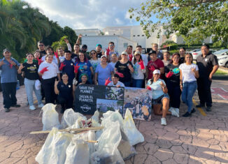 Hard Rock Hotel Riviera Maya in Mexico organized a community clean up as part of its Earth Hour activities.